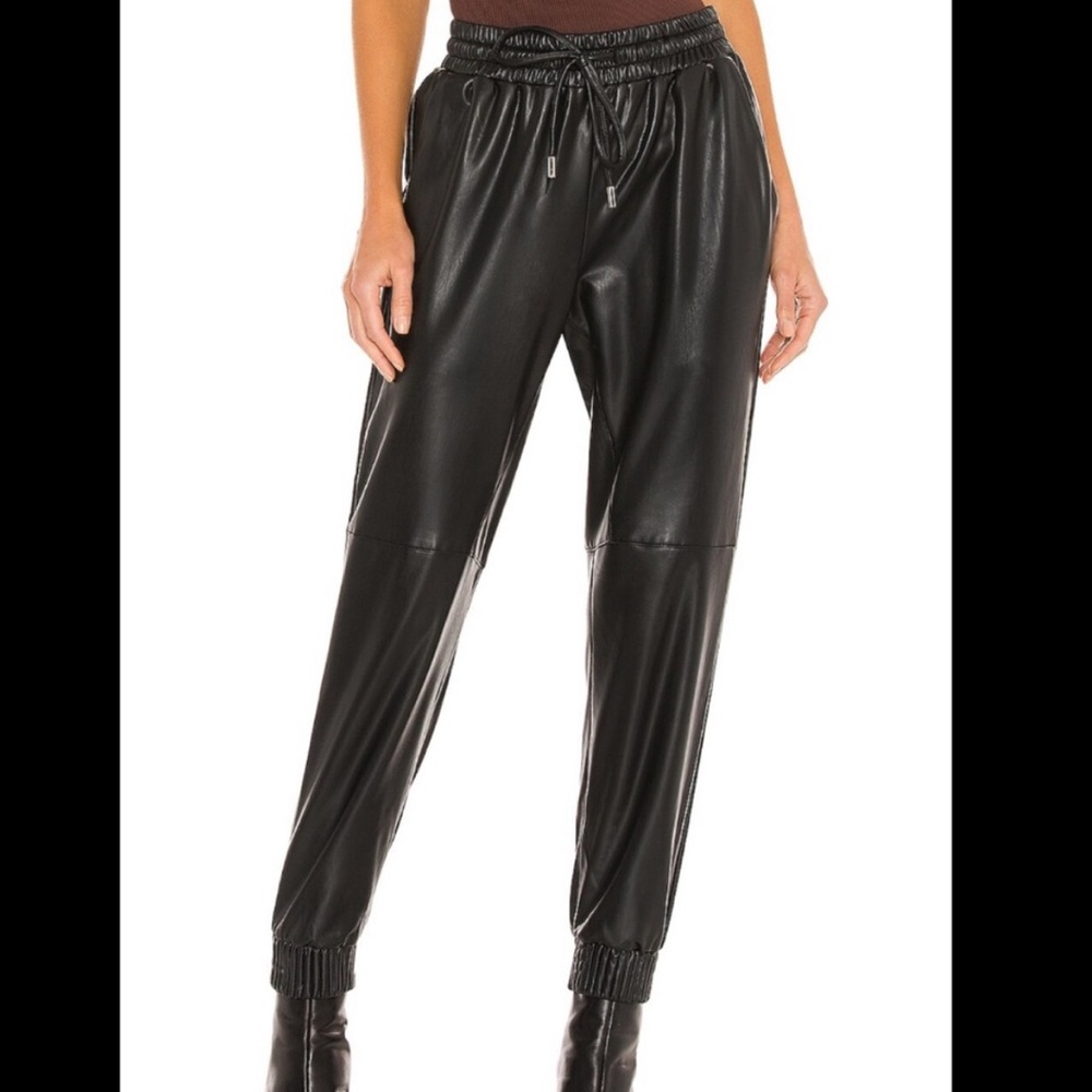 LNA Faux leather joggers - M